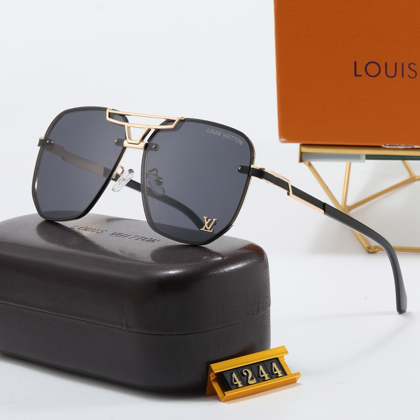 Louis Vuitton sunglasses-LV110621D